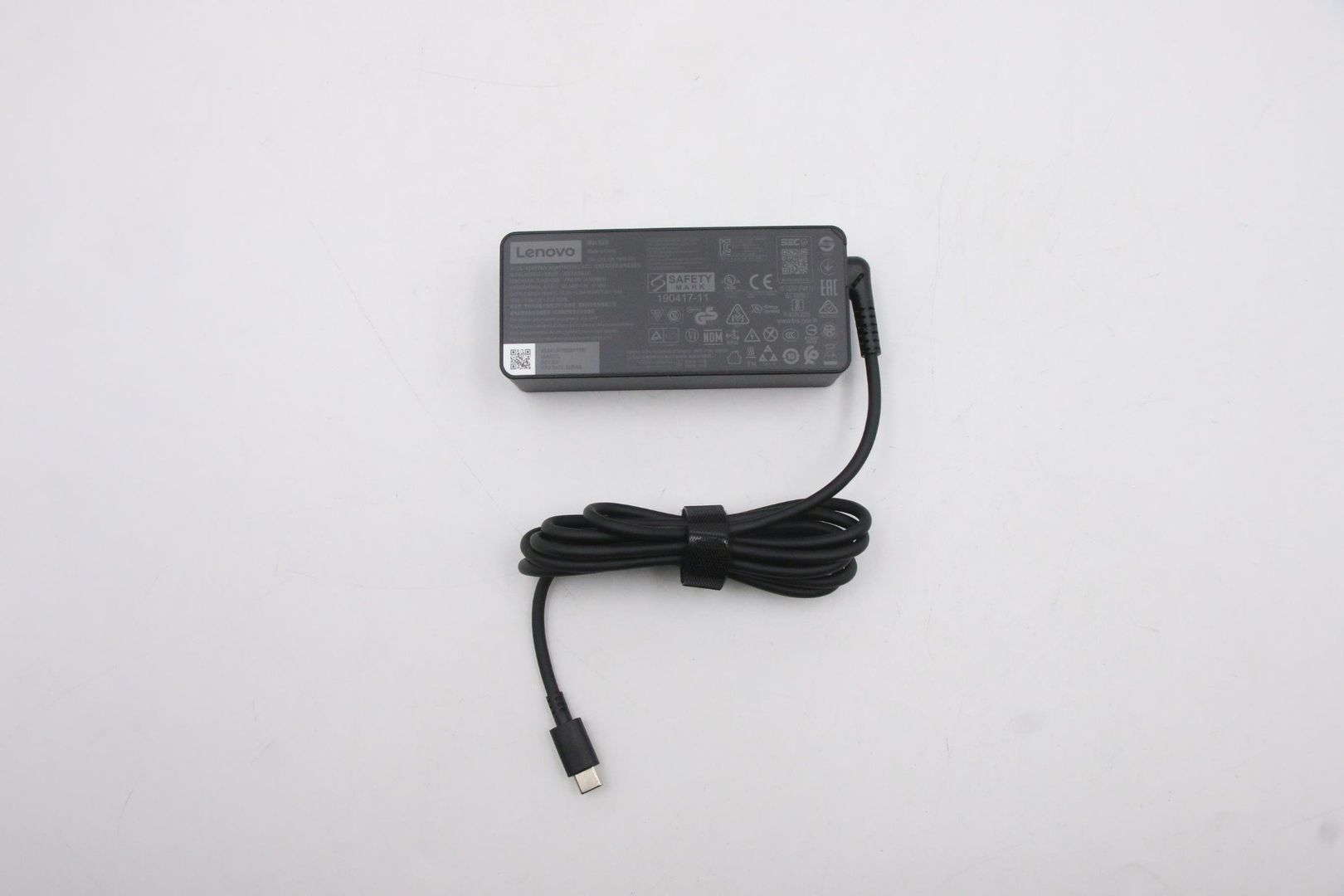 Lenovo 5A10W86261 power adapter/inverter Indoor 65 W Black - Image 1