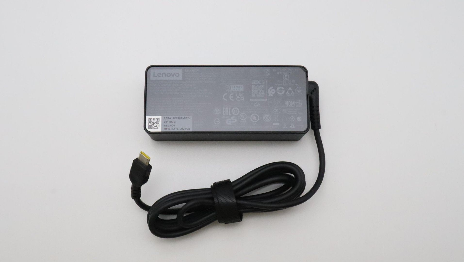 Lenovo 5A11E21011 power adapter/inverter Indoor 45 W Black - Image 1