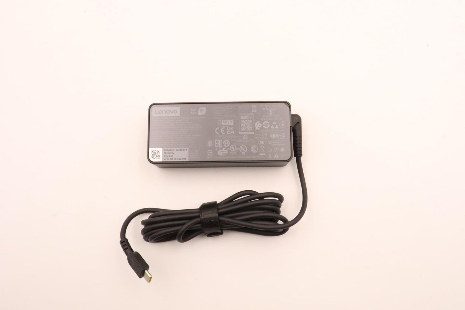 Lenovo 5A10W86254 power adapter/inverter Indoor 65 W Black - Image 1