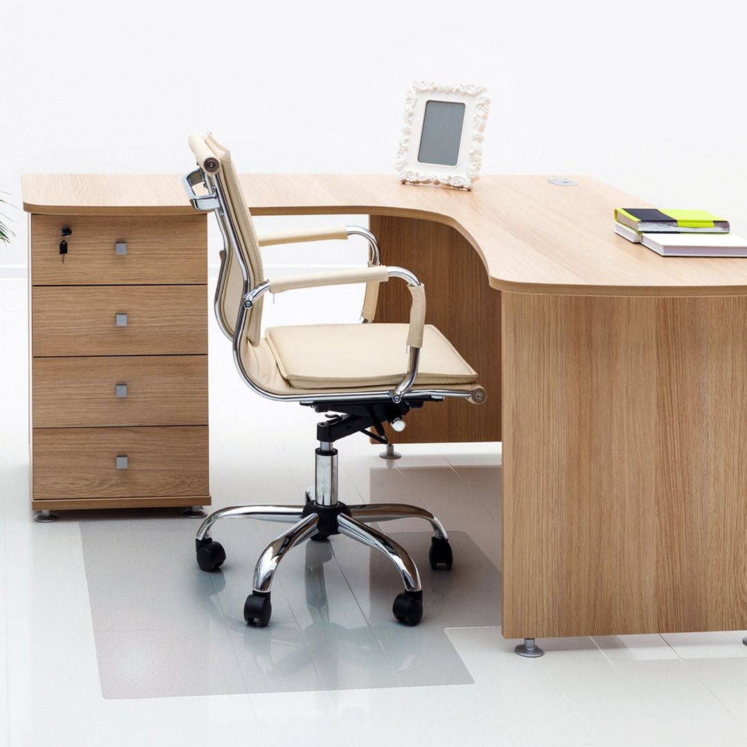 Advantagemat PVC Lipped Chair Mat - Clear / 2.8kg / 90cm x 120cm / n/acm - Image 1