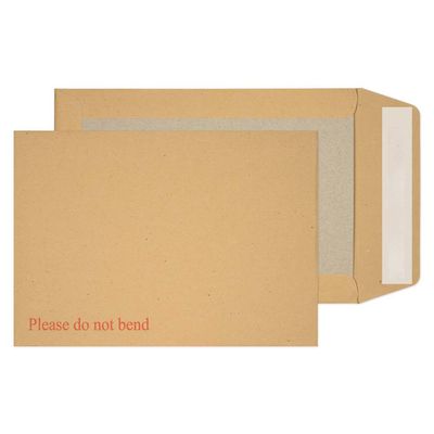 Blake Purely Packaging Board Back Pocket Peel and Seel Manilla C5 229162mm 120gsm (P 125)