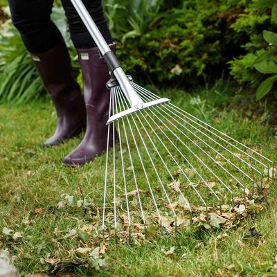 Kent & Stowe 70408014 Expanding Leaf Rake