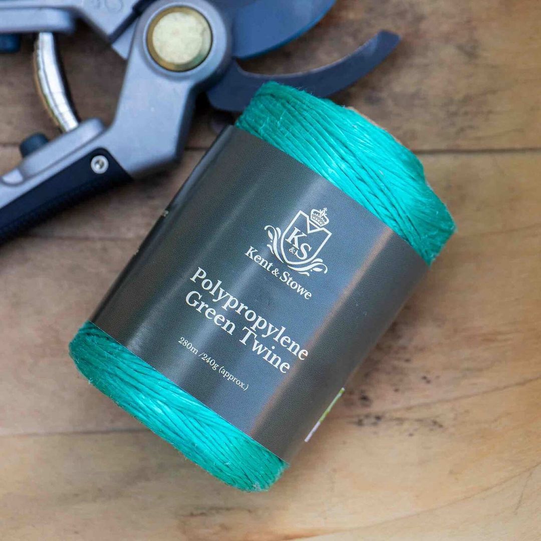 Kent & Stowe 70100810 Poly Green Twine 280M (240G) - Image 1
