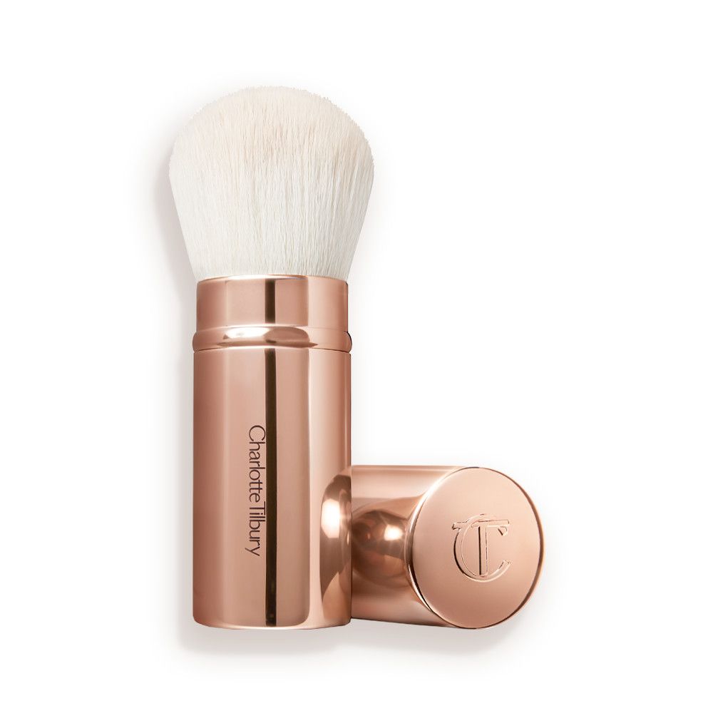 Charlotte Tilbury The Air-brush - Bronzing Brush - Image 1