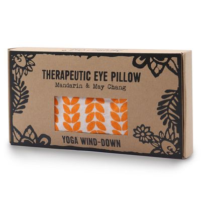 KDMD Agnes Cat Yoga Wind Down Eye Pillow With Mandarin Essential Oils - Thumbnail 2