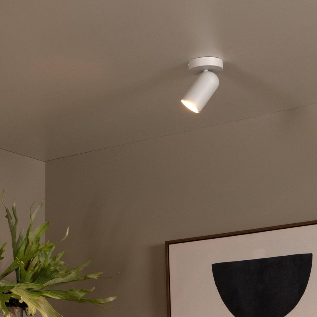 Lucide Punch wall spotlight, 1-bulb, white - Image 1