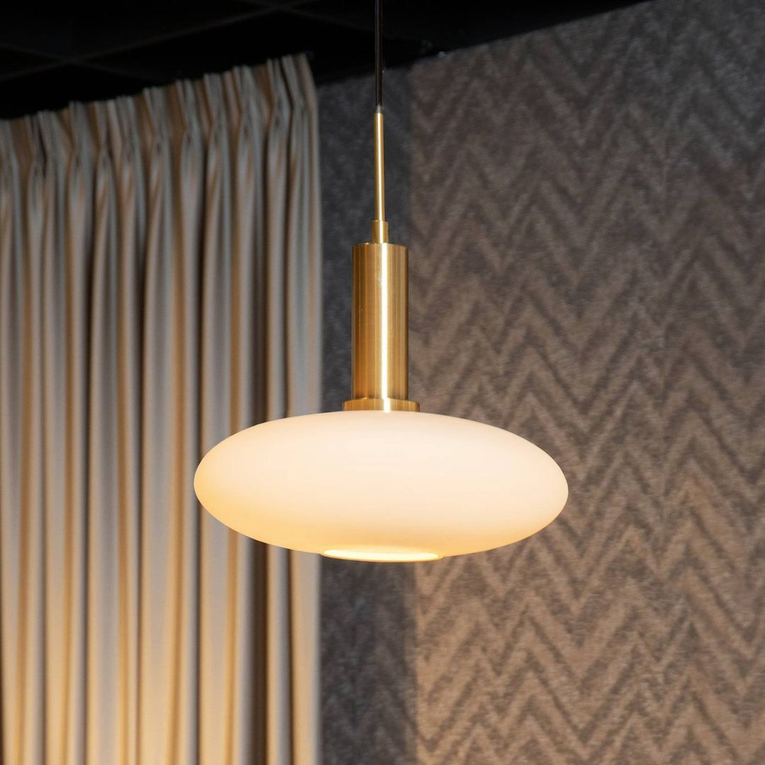 Lucide Singala pendant light, Ø 30 cm, glass, 1-bulb, opal, E27 - Image 1