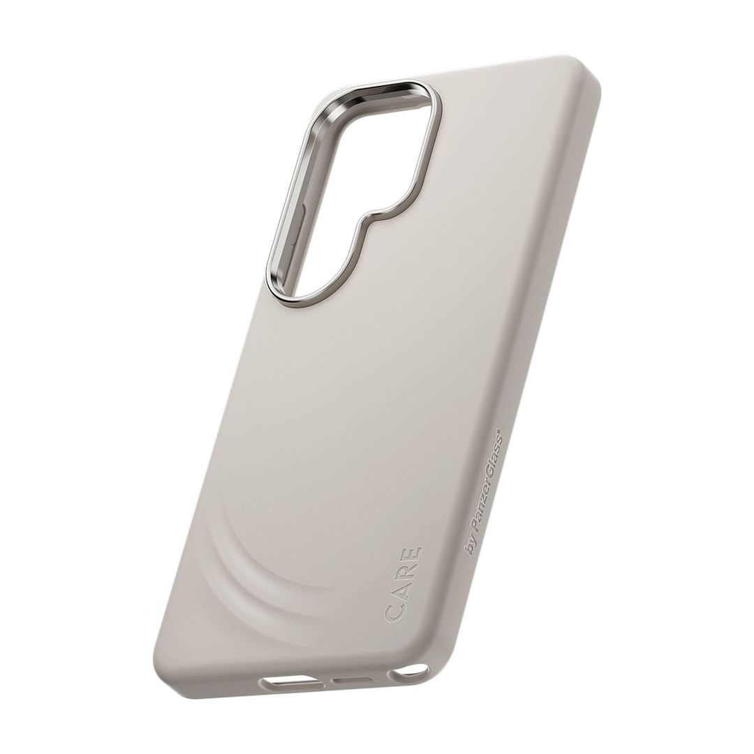PanzerGlass CARE™ by ® Flow Case Vanilla w. Qi Samsung Galaxy S26 Ultra - Image 1