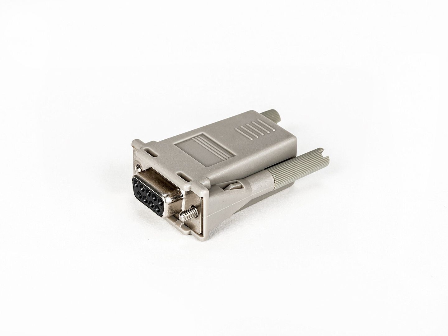 Vertiv Avocent RJ45 to DB9F cross converter networking cable - Image 1