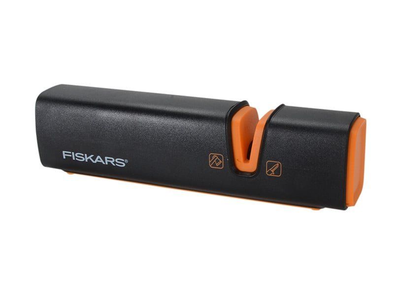 Fiskars 1000601 Xsharp™ Axe & Knife Sharpener - Image 1