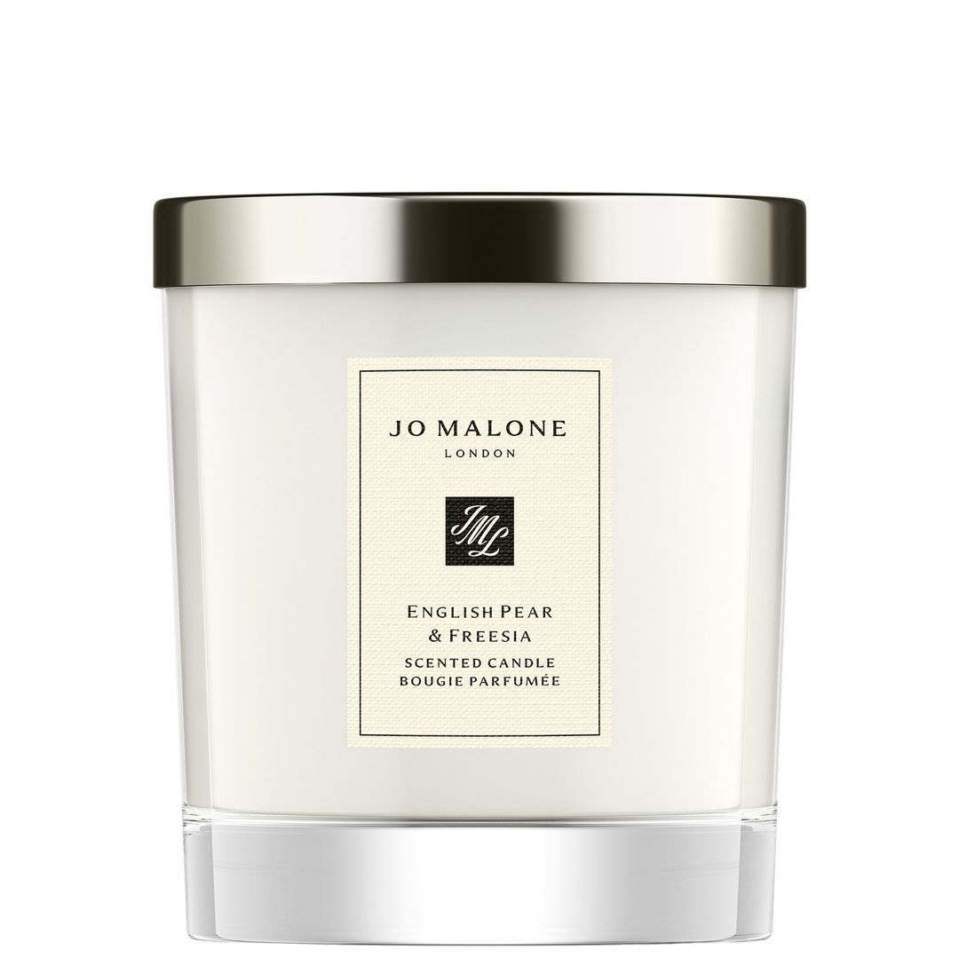 Jo Malone London English Pear & Freesia Classic Candle - Image 1
