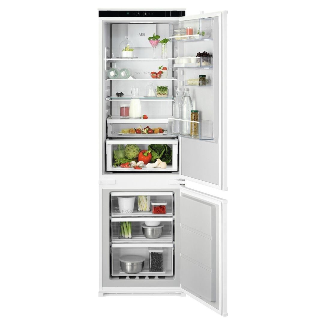 AEG TSC7M181DS 177cm Series 7000 Integrated 70/30 Frost Free Fridge Freezer - Image 1