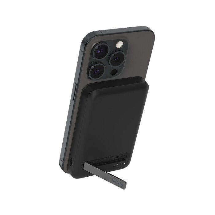 Belkin BoostCharge Pro Wireless charging Black - Image 1