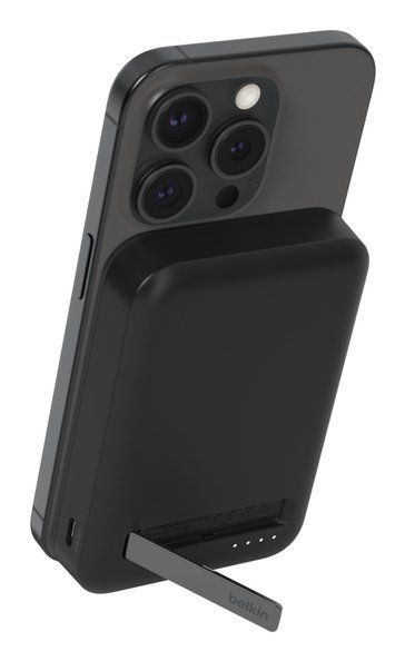 Belkin BoostCharge Pro 8000 mAh Wireless charging Black - Image 1