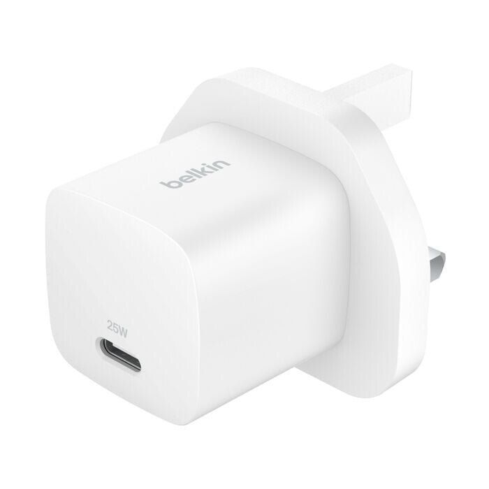 Belkin BoostCharge Universal White AC Fast charging Indoor - Image 1