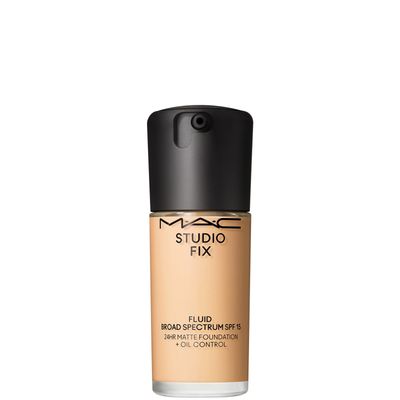 MAC Studio Fix Fluid Foundation Broad Spectrum SPF15 30ml (Various Shades) - NC15