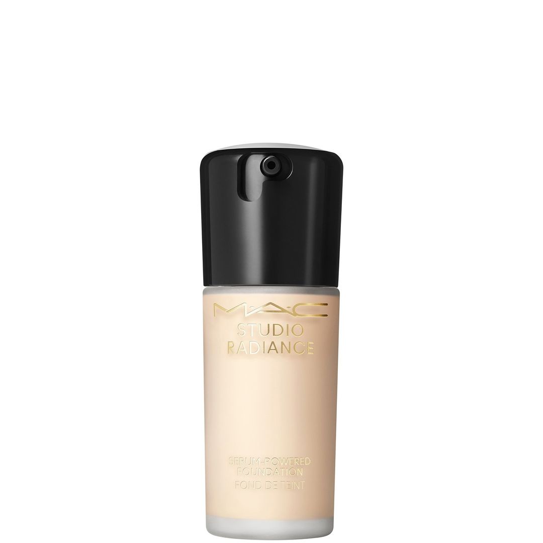 MAC Studio Radiance Serum Powered Foundation 30ml (Various Shades) - NC10 - Image 1