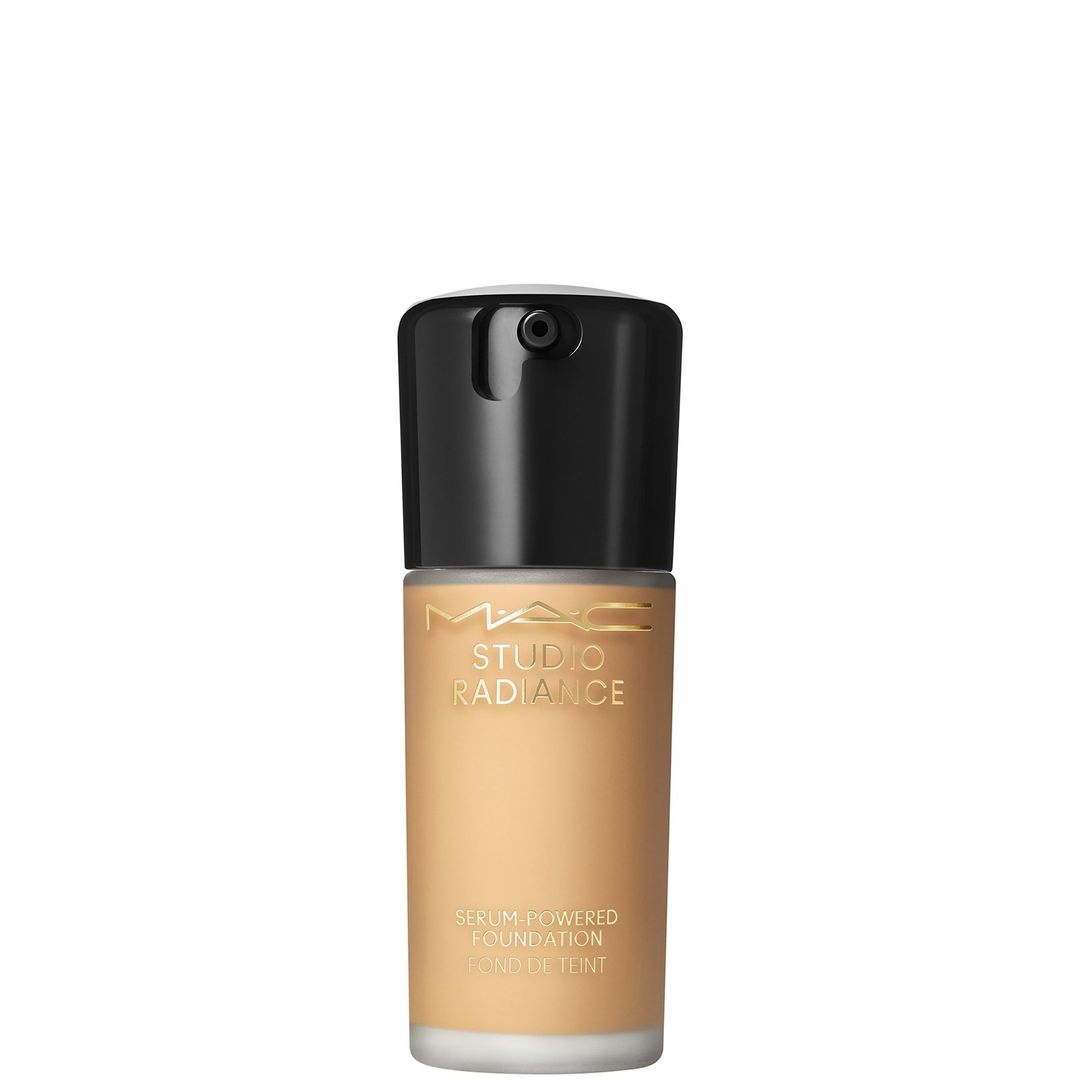 MAC Studio Radiance Serum Powered Foundation 30ml (Various Shades) - NC25 - Image 1