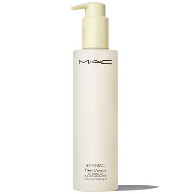 MAC Hyper Real Fresh Canvas Cleansing Oil 200ml - Thumbnail 2