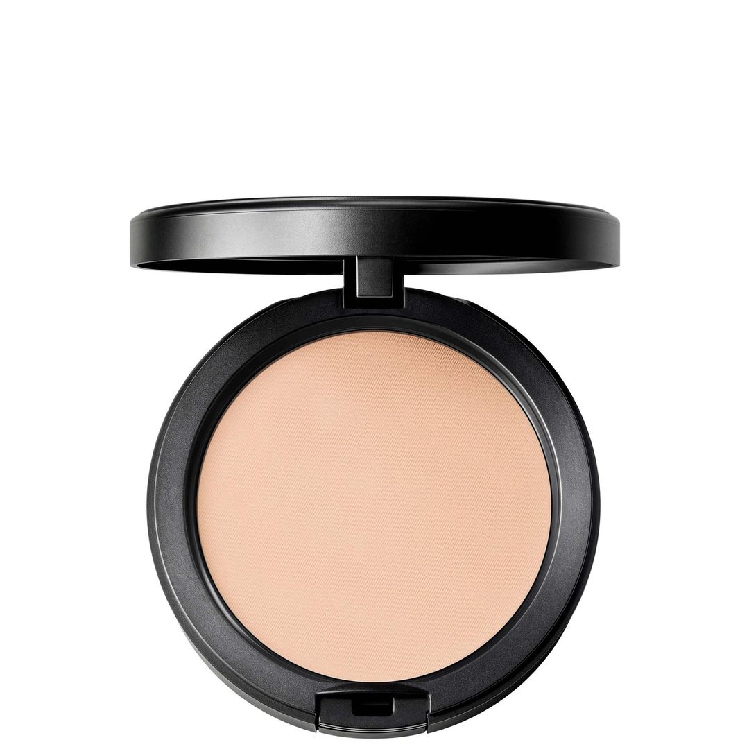 MAC Studio Fix Powder Plus Foundation (Various Shades) - N4 - Image 1