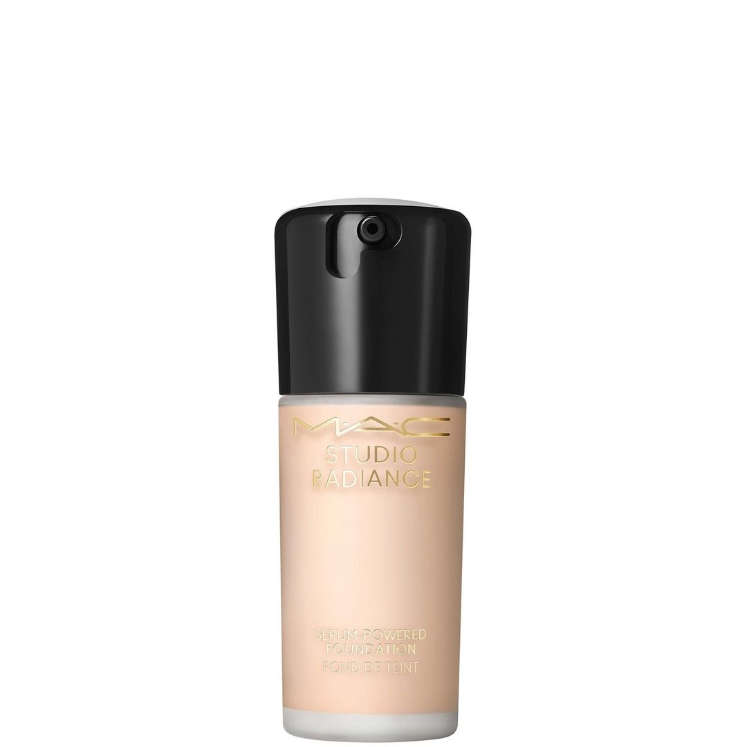MAC Studio Radiance Serum Powered Foundation 30ml (Various Shades) - NW8 - Image 1
