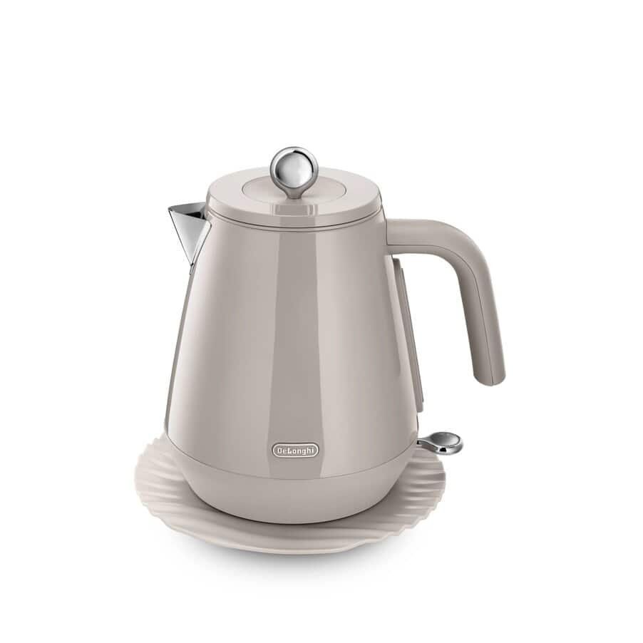 De'Longhi Eclettica Kettle Biscuit Beige KBY3001.BG - Beige - Image 1