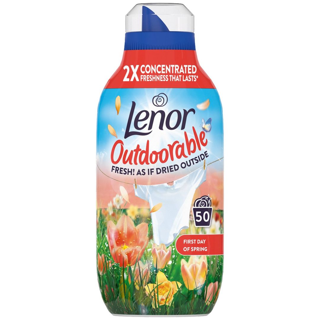 Lenor Outdoorable Fresh Fabric Conditioner - 700ml / First Day of Spring - Image 1