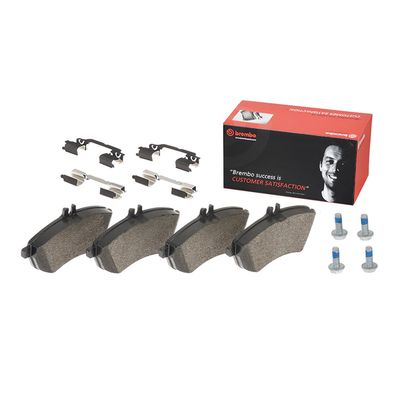 Brembo Front Pads Merc C-Class W204 (07-) *w/o Sports Brakes* | P 50 067 | Euro Car Parts - Thumbnail 2