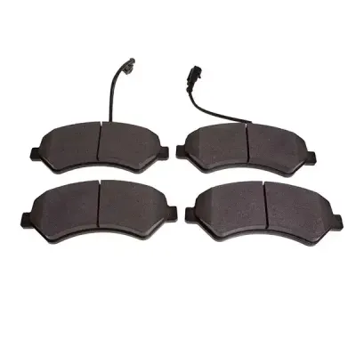 Brembo Front Brake Pads Citroen Relay (06 -) 2 Wear Indicators | P61118 | Euro Car Parts