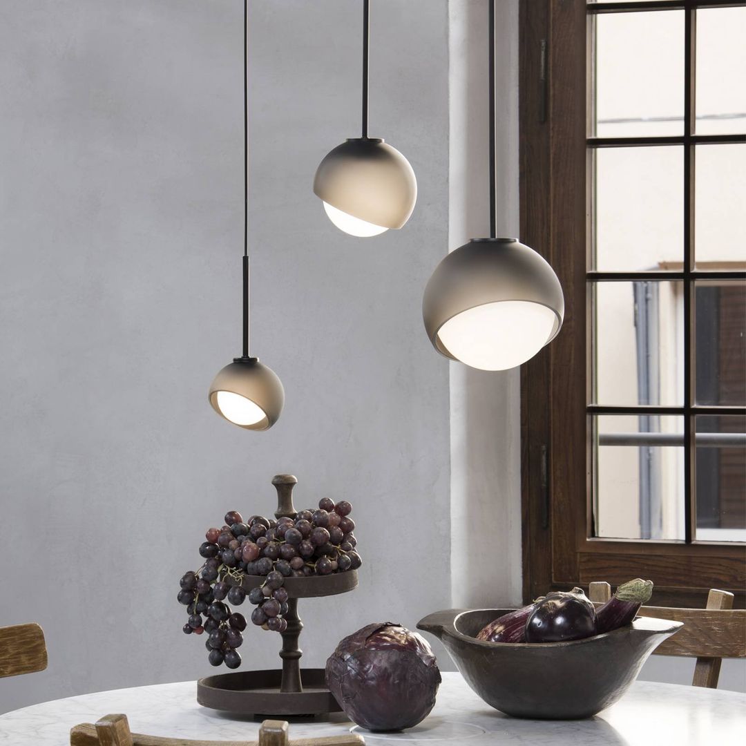 IDEAL LUX Bloom hanging light, Ø 17 cm, black, metal/glass - Image 1
