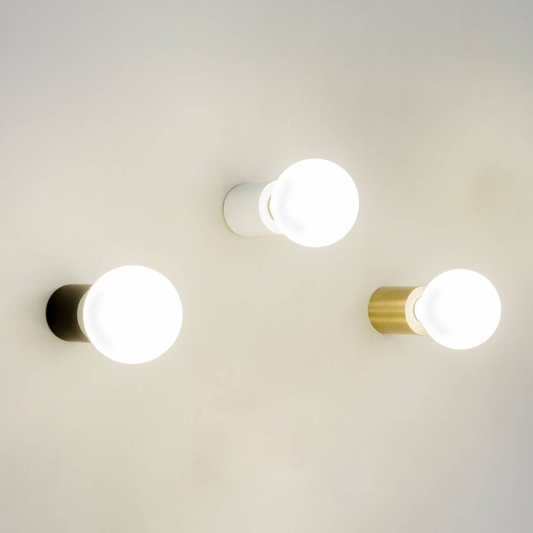 FARO BARCELONA Ten - minimalist wall light, satin gold - Image 1
