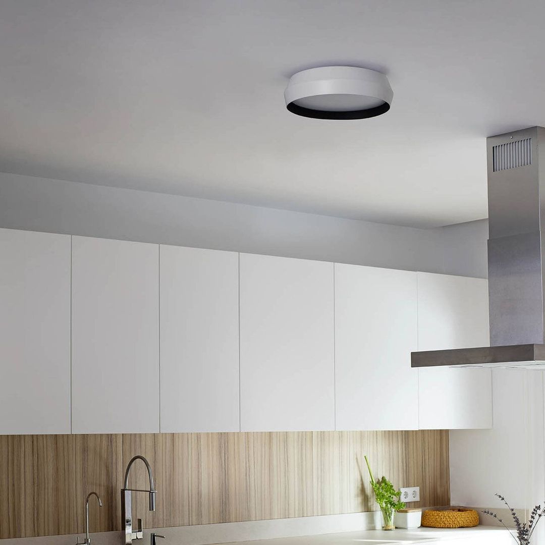 FARO BARCELONA LED ceiling lamp Shoku, white/black, aluminium/PMMA, Ø 35 cm - Image 1
