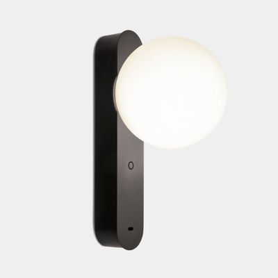 LEDS-C4 LED wall lamp Perlina, USB port, black, steel - Thumbnail 2