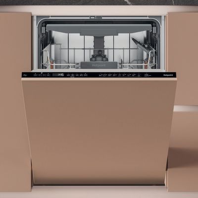 Hotpoint Maxi Space Integrated Dishwasher - B-Rated Black Control Panel
