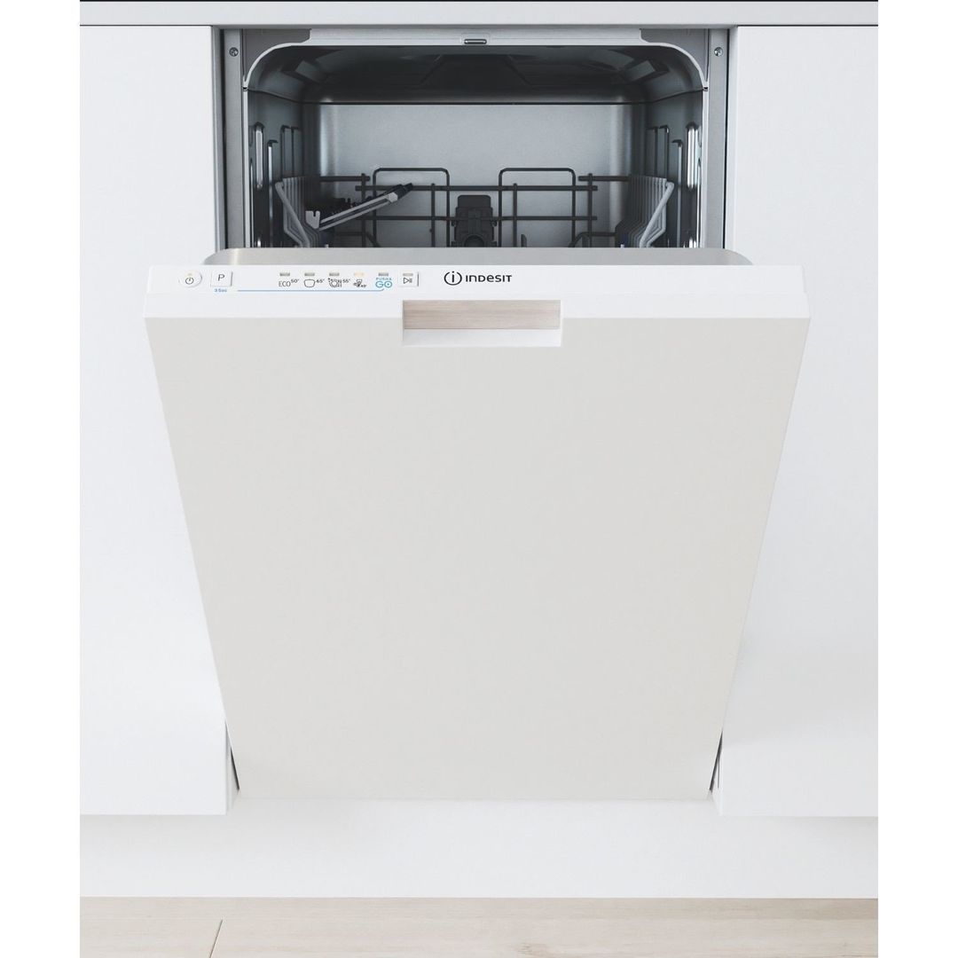Indesit IN2ID10CS80UK - Image 1