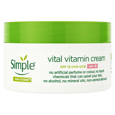 Simple Vital Vitamin Day Cream - White