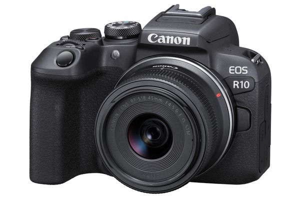 CANON EOS R10 Mirrorless Camera with RF-S 18-45 mm f/4.5-6.3 IS STM Lens, Black