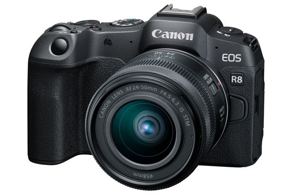 CANON EOS R8 Mirrorless Camera with RF 24-50mm f/4.5-6.3 IS STM Lens, Black