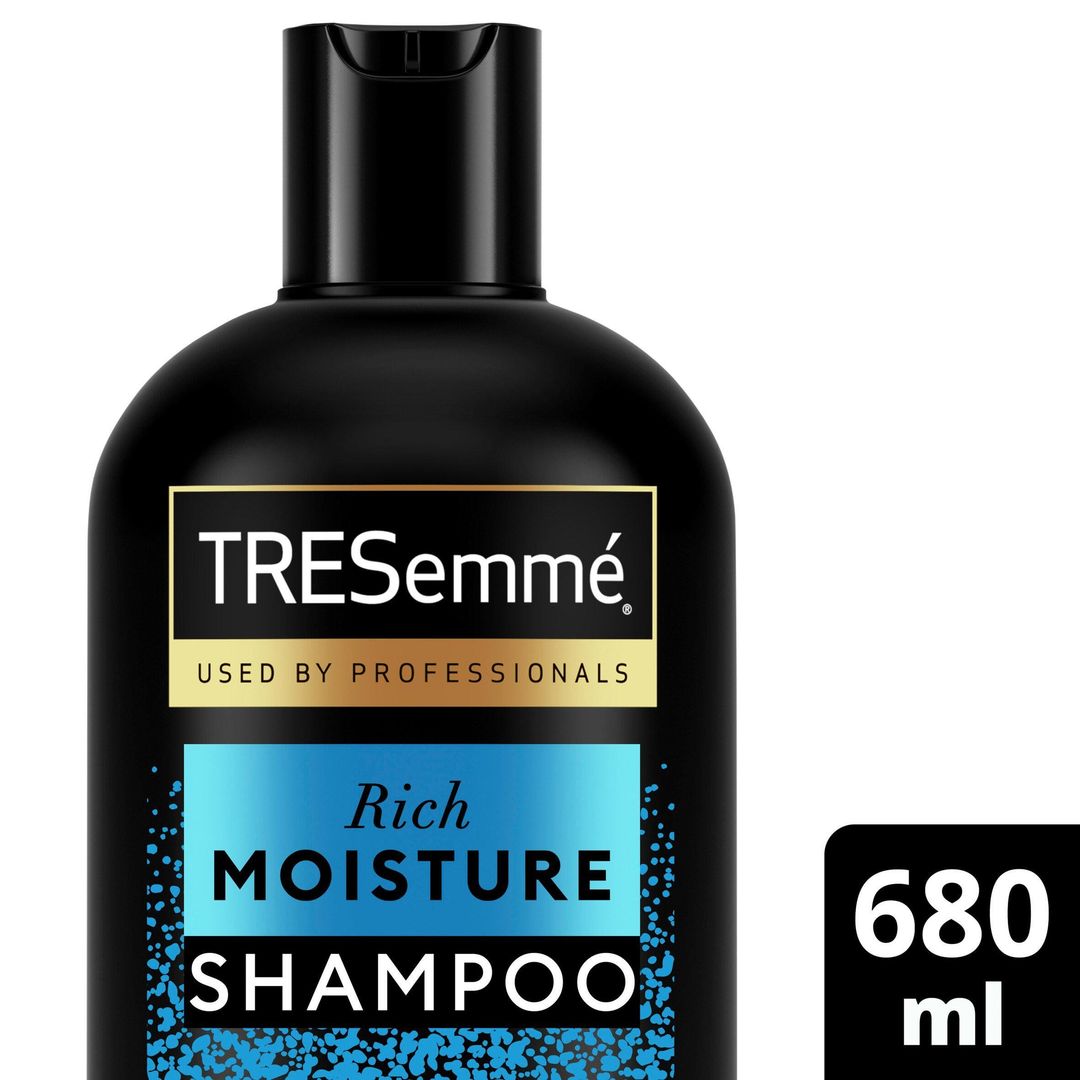 Tresemme Women's 'Shampoo' Rich Moisture with Vitamin E for All-Day Hydration, 2 Pack of 680ml in Black - Image 1