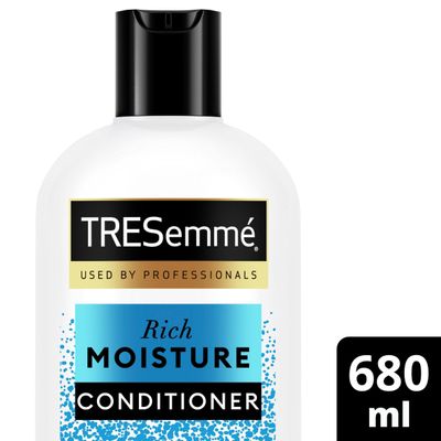 Tresemme Women's 'Conditioner' Rich Moisture with Vitamin E for All-Day Hydration, 680 ml in White - Thumbnail 2