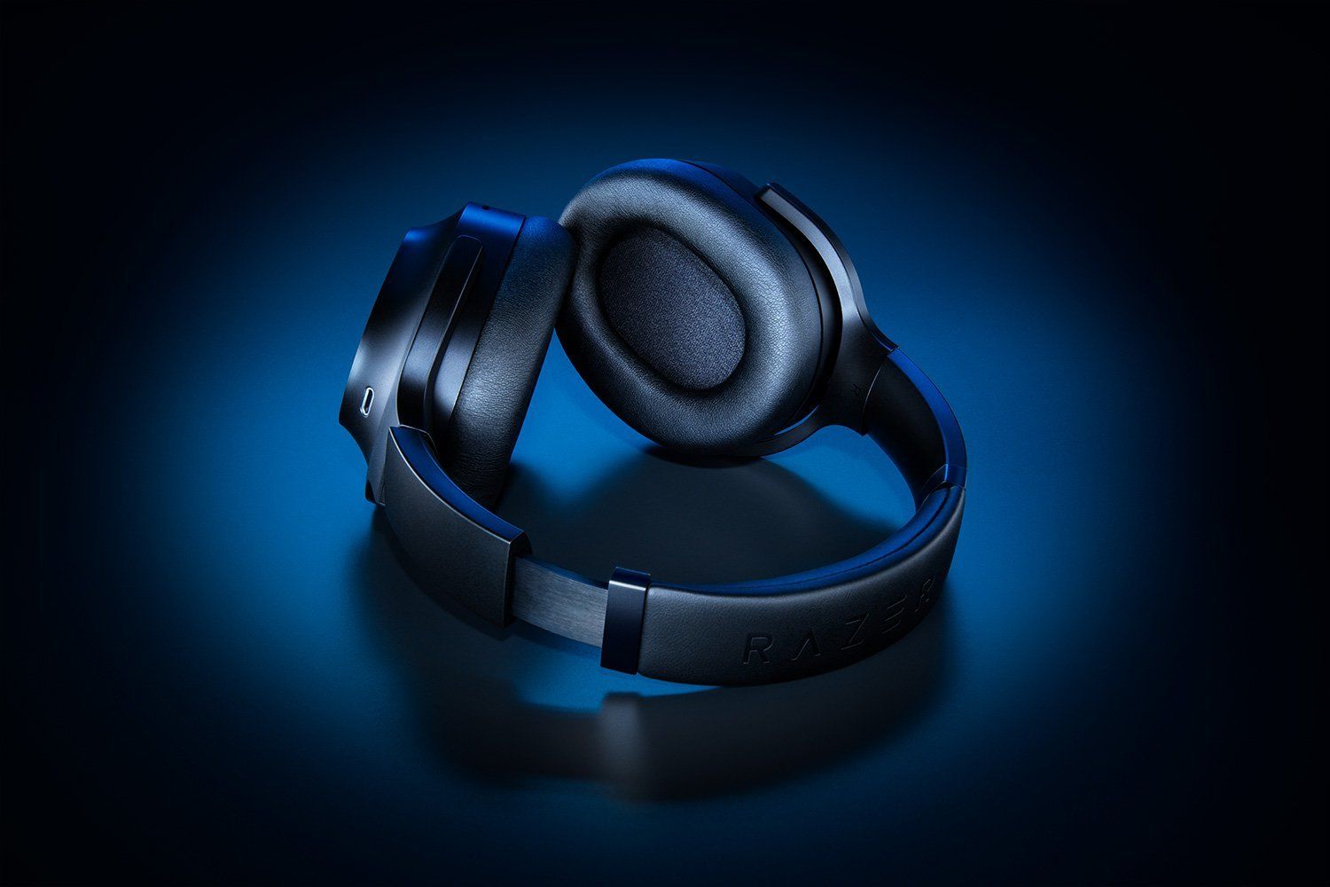 Razer Barracuda Pro Headset Wired & Wireless Head-band Gaming USB - Image 1
