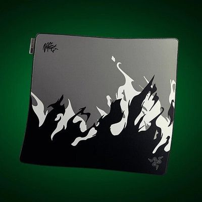 RAZER Gigantus V2 Pro NiKo Edition Gaming Surface - Black - Thumbnail 2