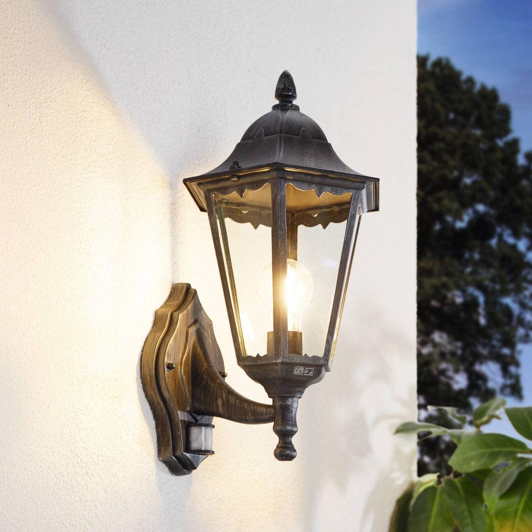 Navedo Traditional Exterior Wall Lamp in Black and Silver-Patina - Black / 1.883kg / GU10LED - Image 1
